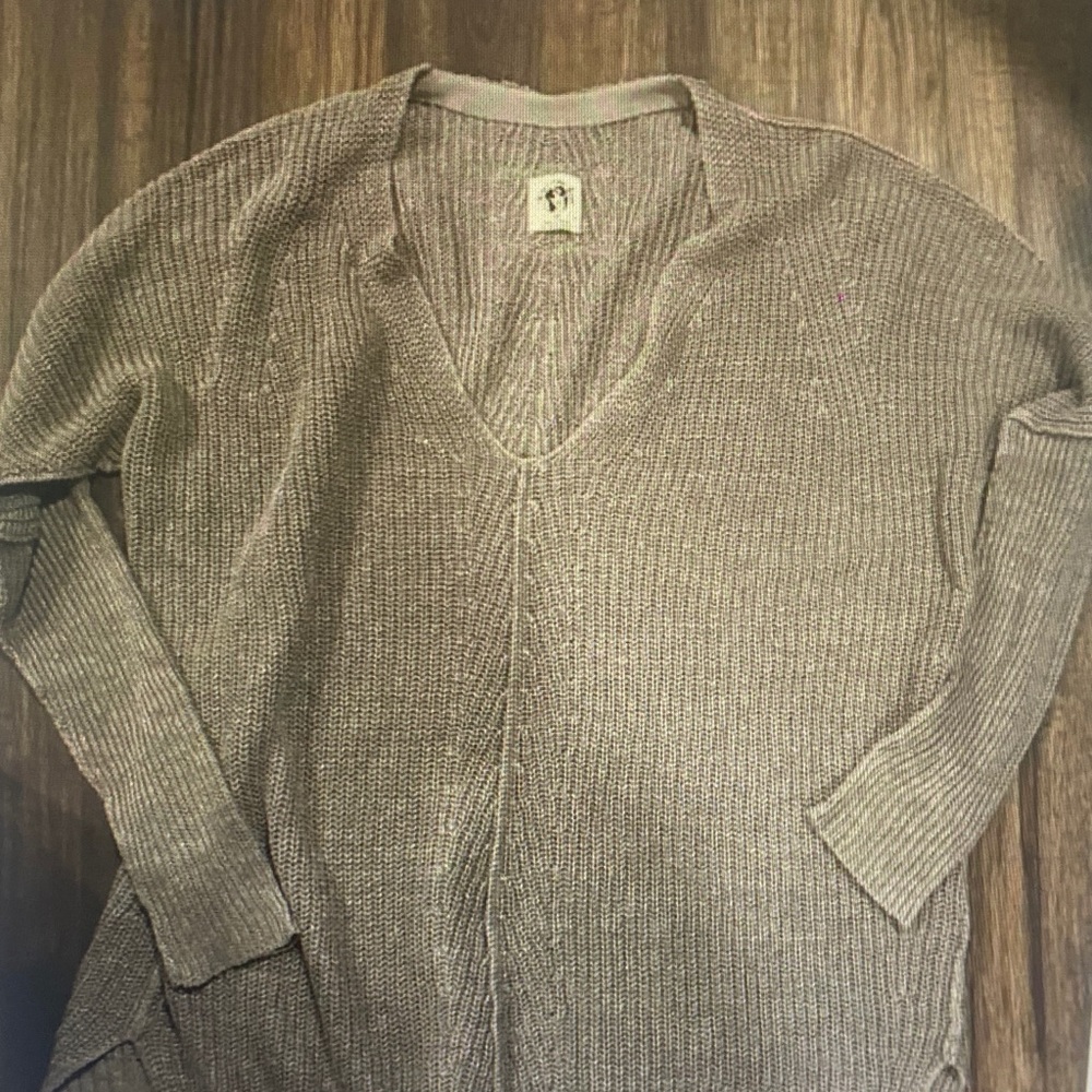 We The Free V‑Neck Ribbed Knit Sweater in Taupe